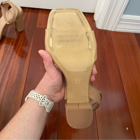 Tan a new day Sal heels - Picture 5 of 9